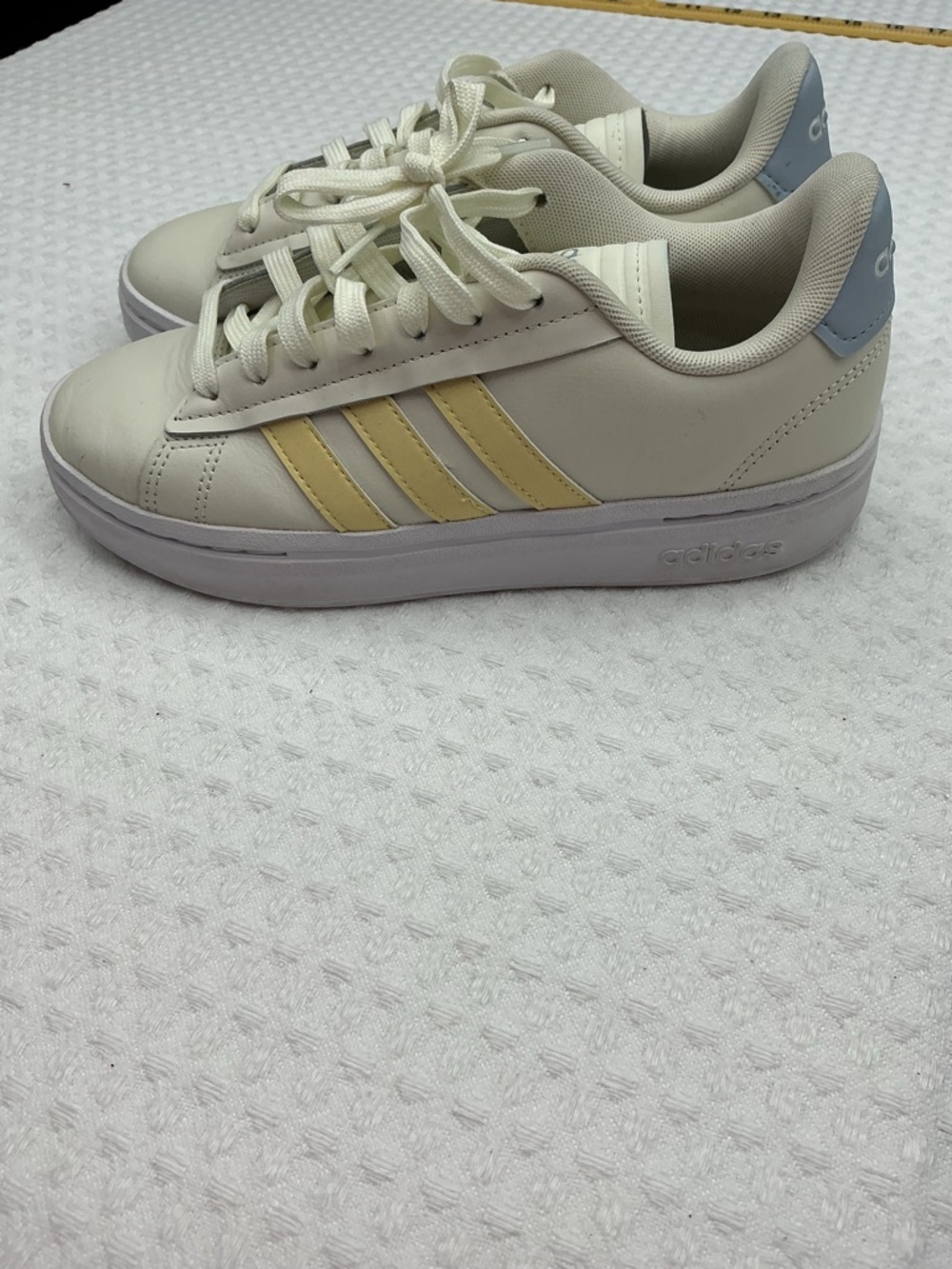 adidas Cream Sneakers with Yellow Stripes and Light Blue Heel Tab
